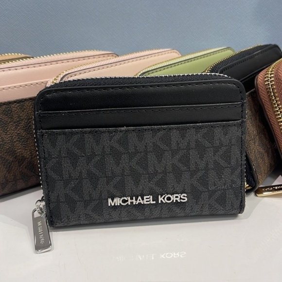 Michael Kors Jet Set Travel Medium Zip Around Card Case Black - Picture 3 of 15